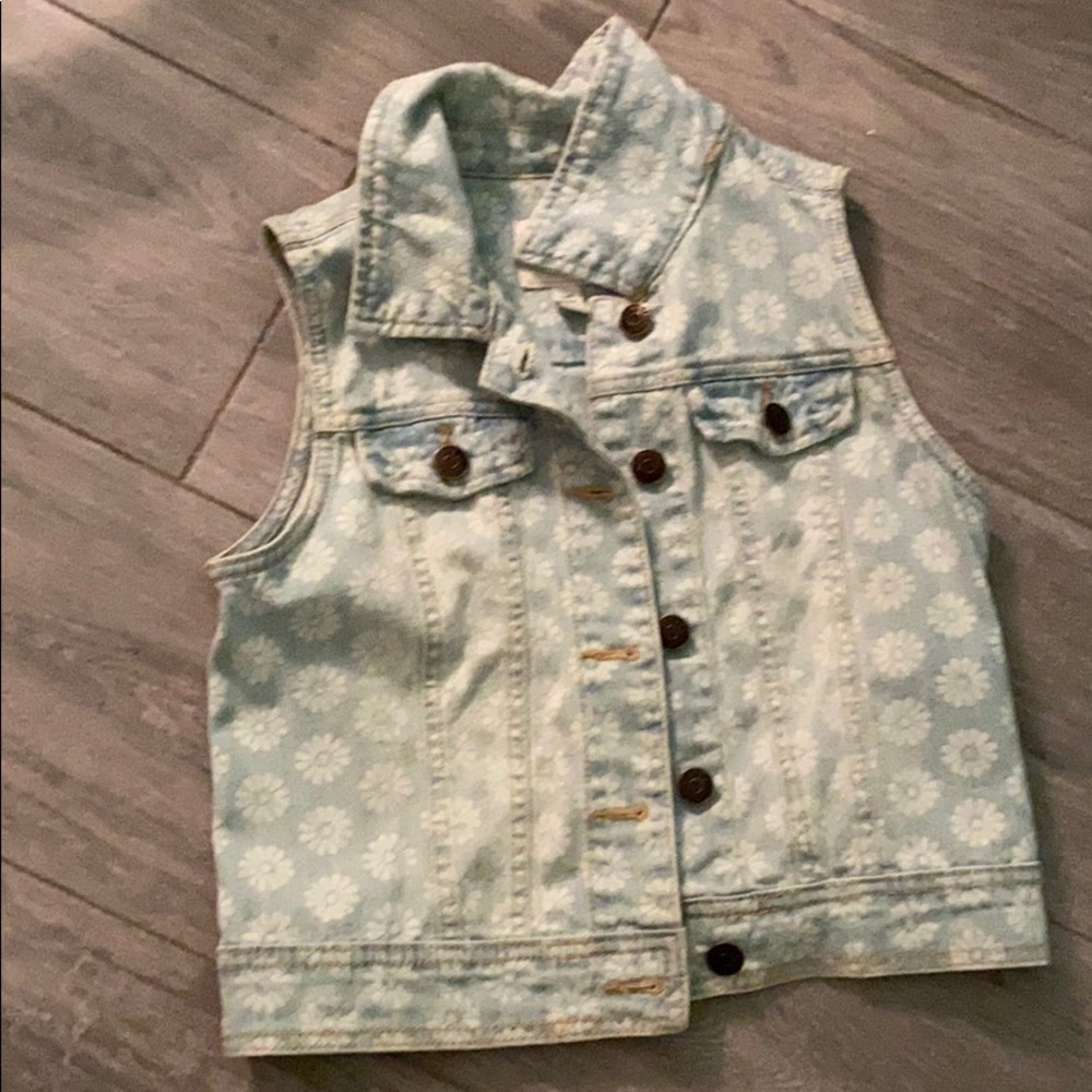 Cherokee girls LG 10/12 flower jeanjacket